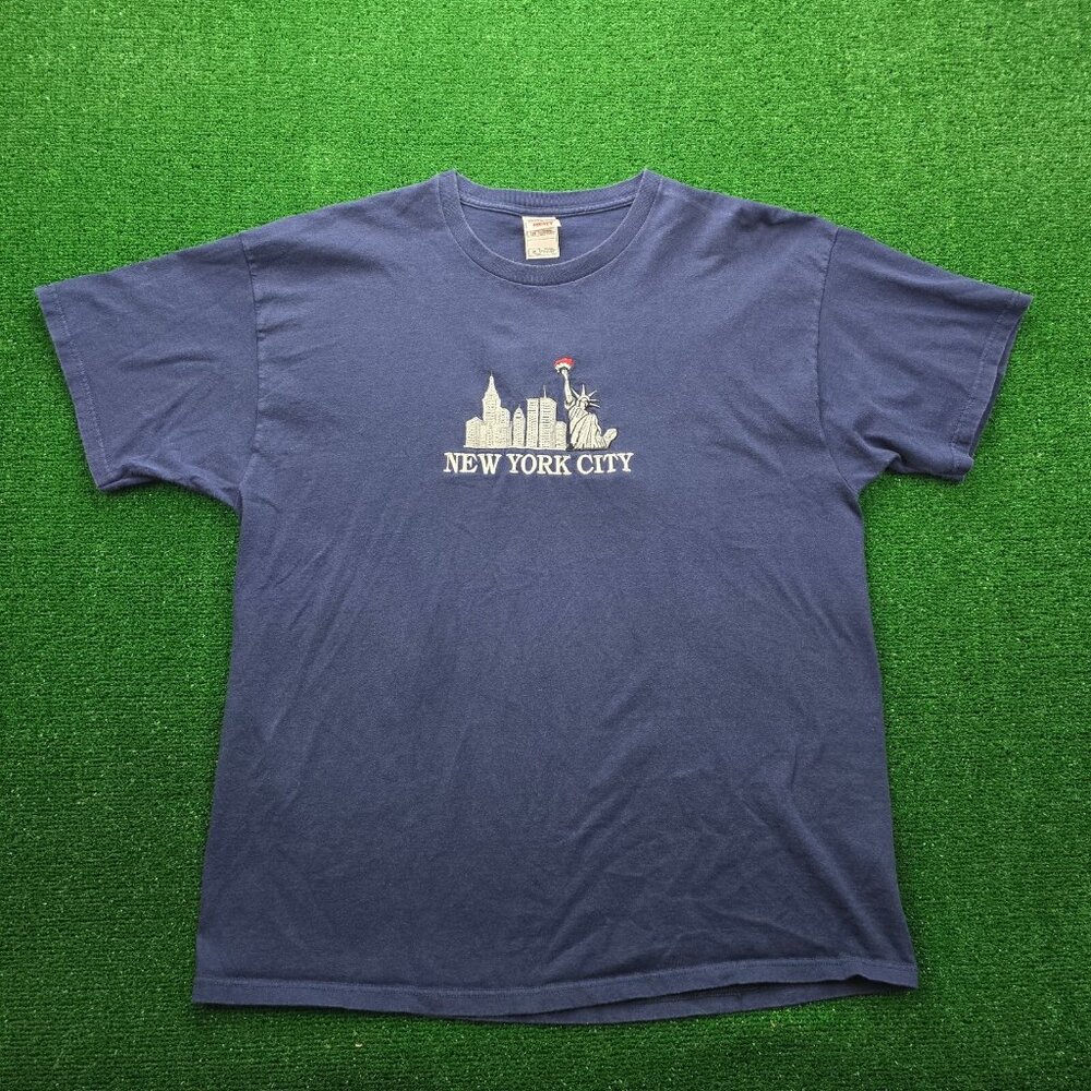 New York City Tshirt Mens 2XL Blue Short Sleeve Embroidered Logo‎ Casual